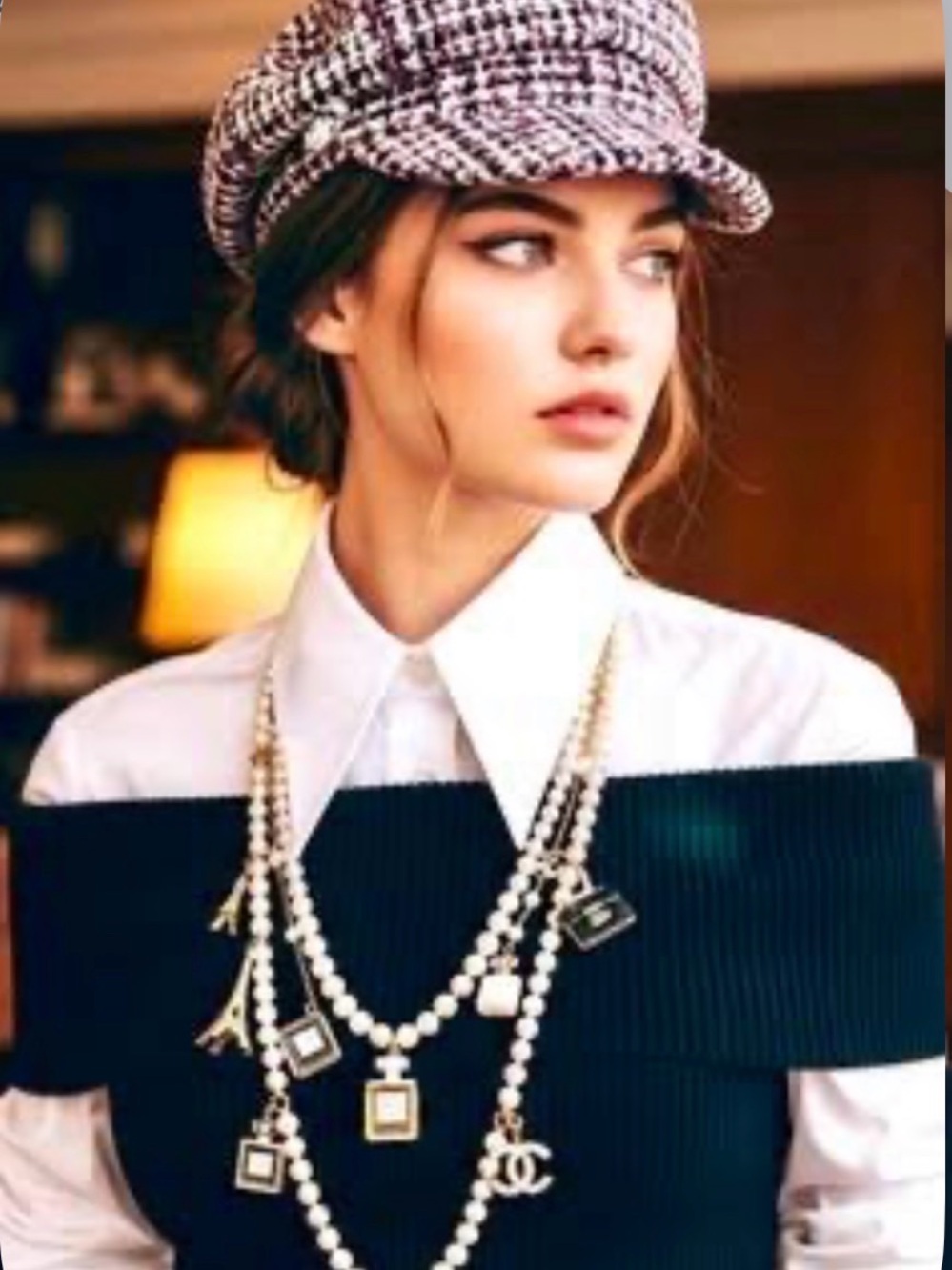 CHANEL Vintage Tweed Newsboy Cap